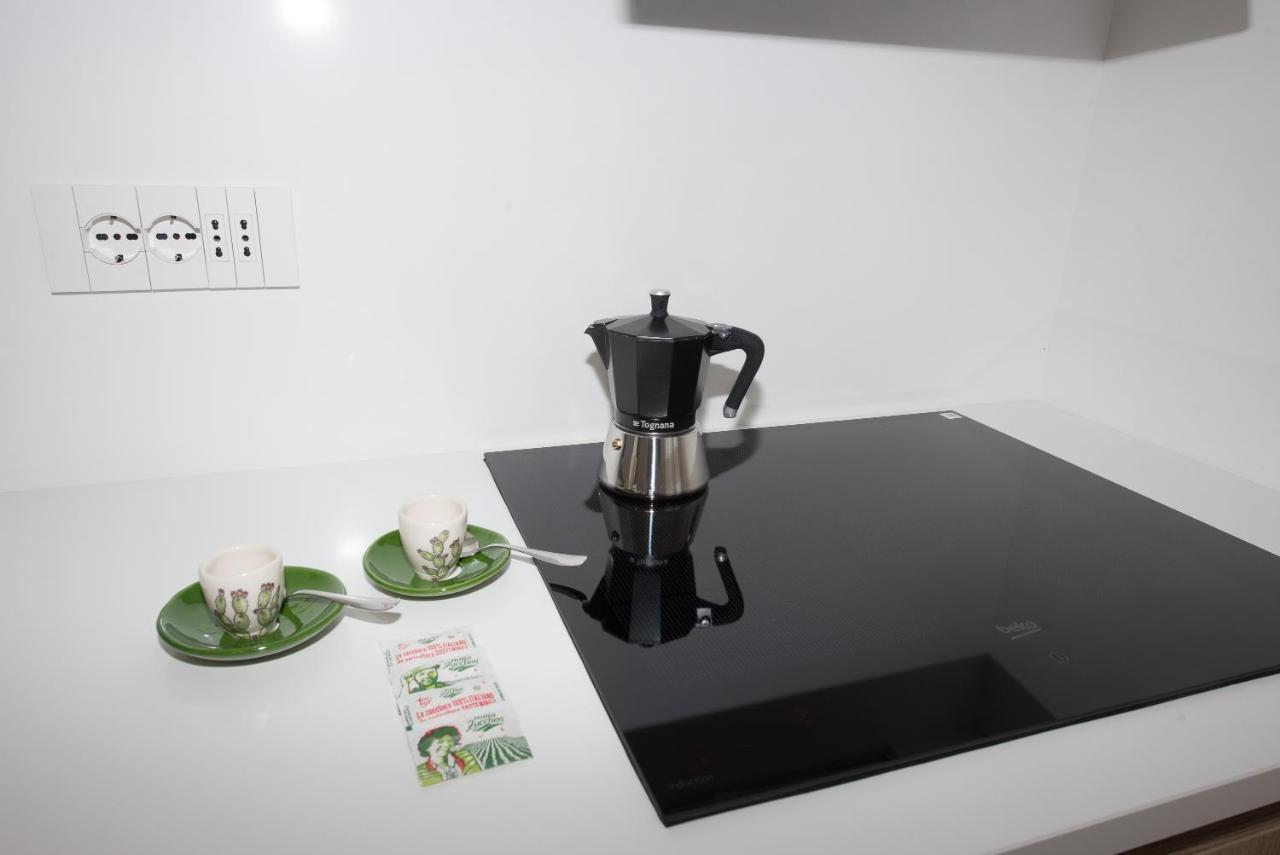 شقة Loft Lungomare Vista Mare E Monti أرباتاكْسْ المظهر الخارجي الصورة